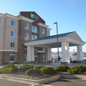 Welcome to Holiday Inn Express & Suites - Golden near Denver 