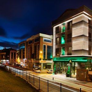 Hotel Facade Photo