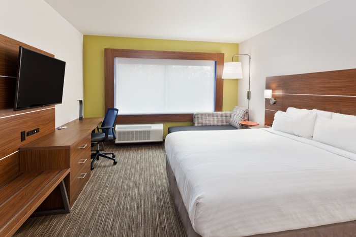 HOLIDAY INN EXPRESS & SUITES CARTERSVILLE, AN IHG HOTEL $159 ($̶2̶3̶5̶ ...