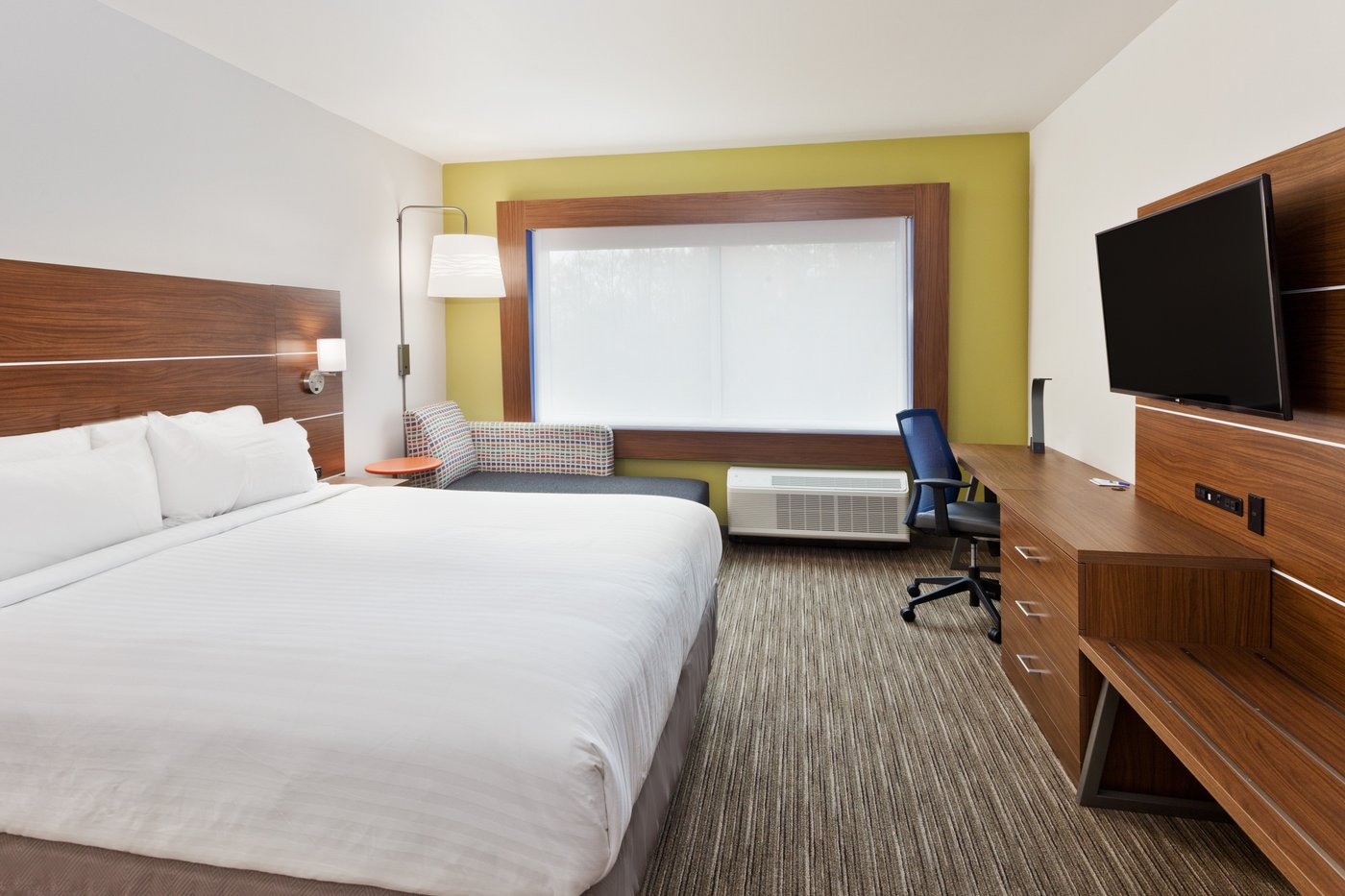 HOLIDAY INN EXPRESS & SUITES CARTERSVILLE, AN IHG HOTEL $159 ($̶2̶3̶5̶ ...