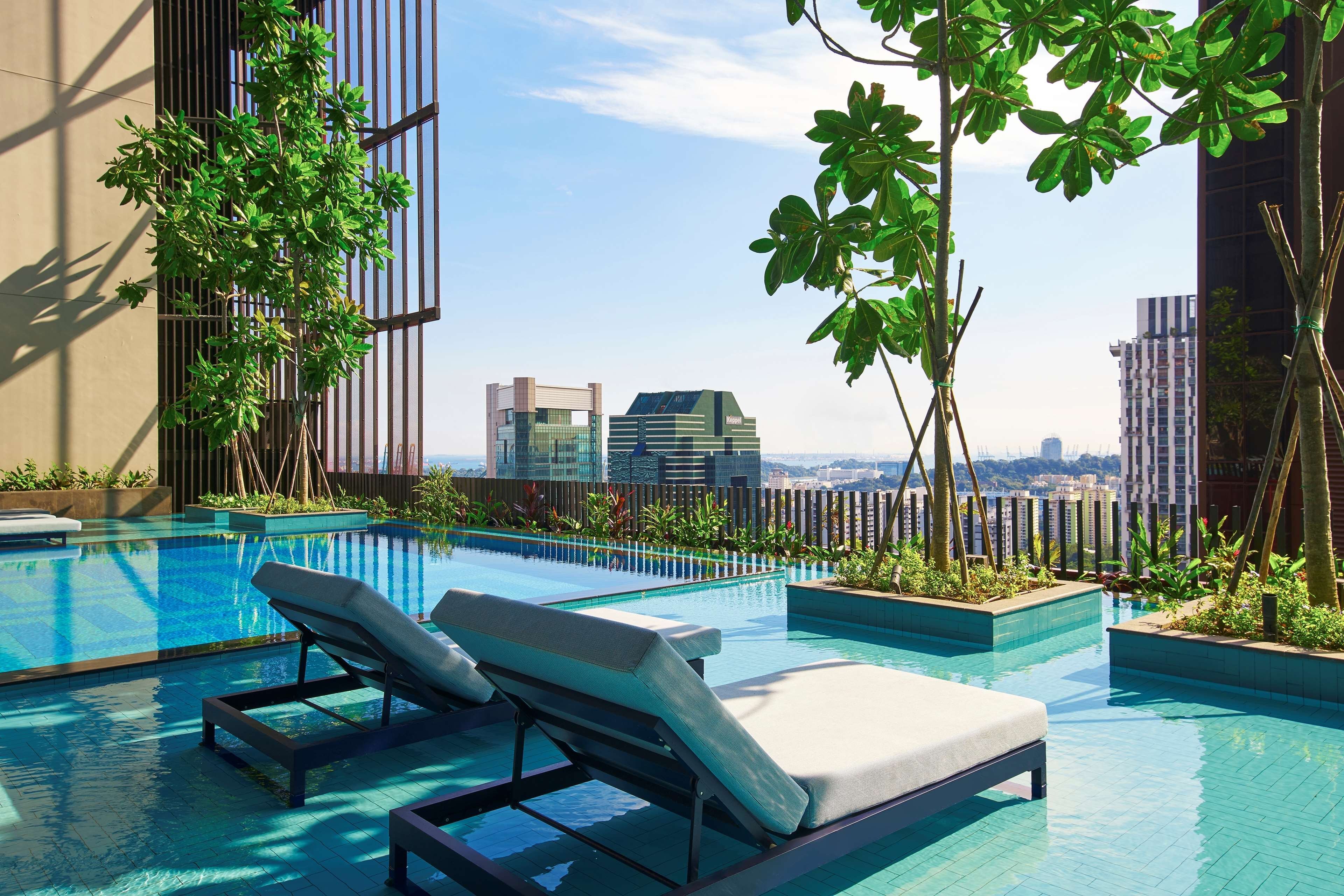 Oasia Hotel Downtown Singapore By Far East Hospitality Pool