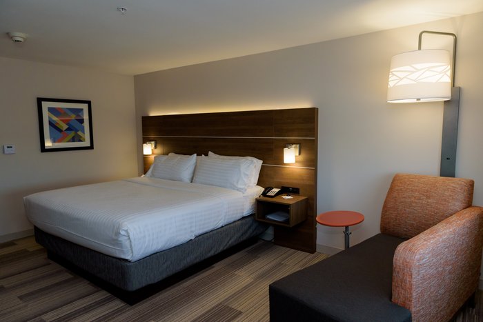 HOLIDAY INN EXPRESS & SUITES MCKINNEY - FRISCO EAST, AN IHG HOTEL $92 ...