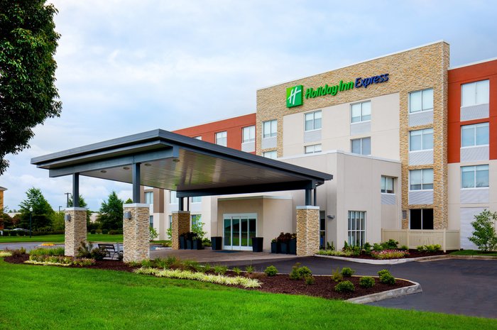 HOLIDAY INN EXPRESS CHESAPEAKE - NORFOLK, AN IHG HOTEL $157 ($̶1̶7̶7̶ ...