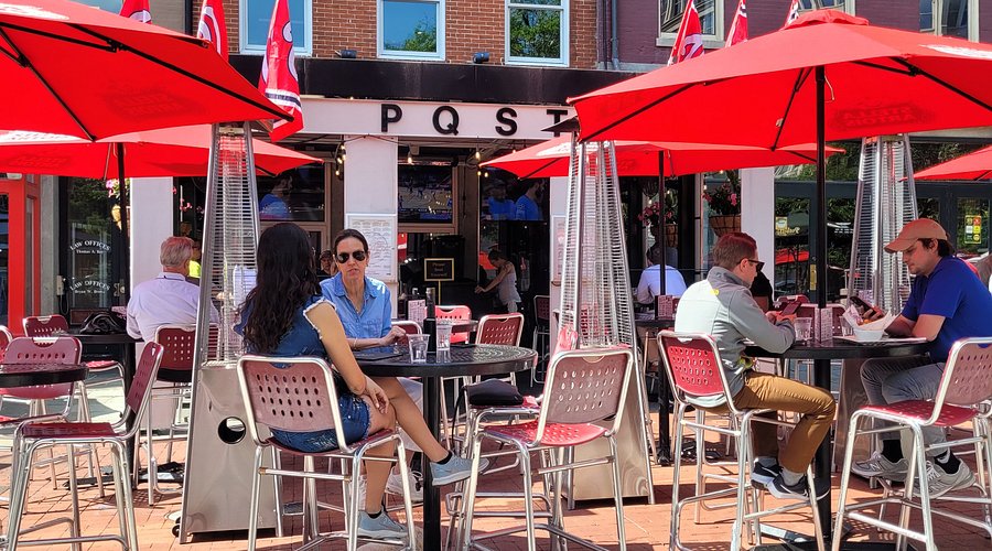 Penn Quarter Sports Tavern