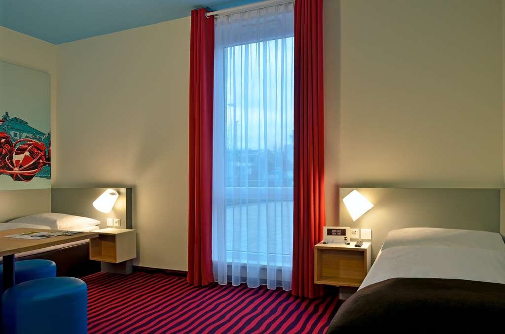 B&B HOTEL BAD HOMBURG $74 ($̶9̶8̶) - Prices & Reviews - Germany