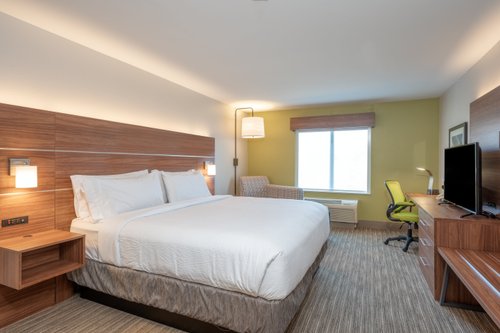 HOLIDAY INN EXPRESS & SUITES THORNBURG-S. FREDERICKSBURG, AN IHG HOTEL ...