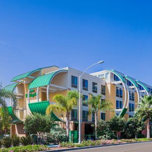 Welcome to Holiday Inn Oceanside Camp Pendleton!