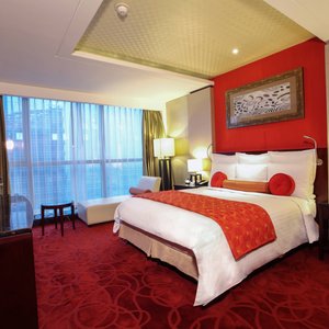 Suite Bedroom