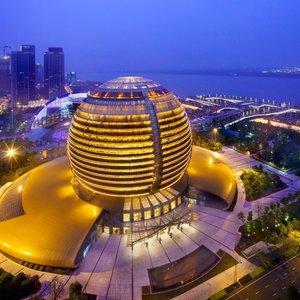 Hotel Exterior nightview