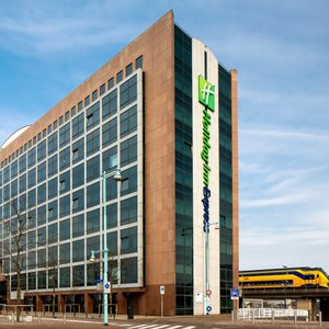 Welcome to Holiday Inn Express Amsterdam - Sloterdijk Station!