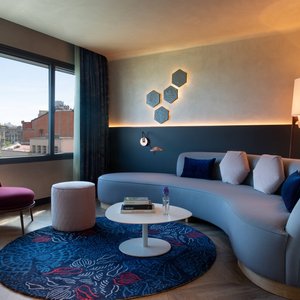 Mosaic Junior Suite - Living Area