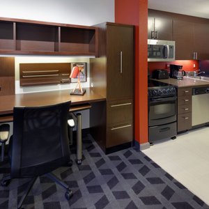 One-Bedroom Suite – Work Desk & Kitchen