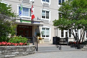 Holiday Inn Express & Suites Tremblant, an IHG Hotel in Mont Tremblant