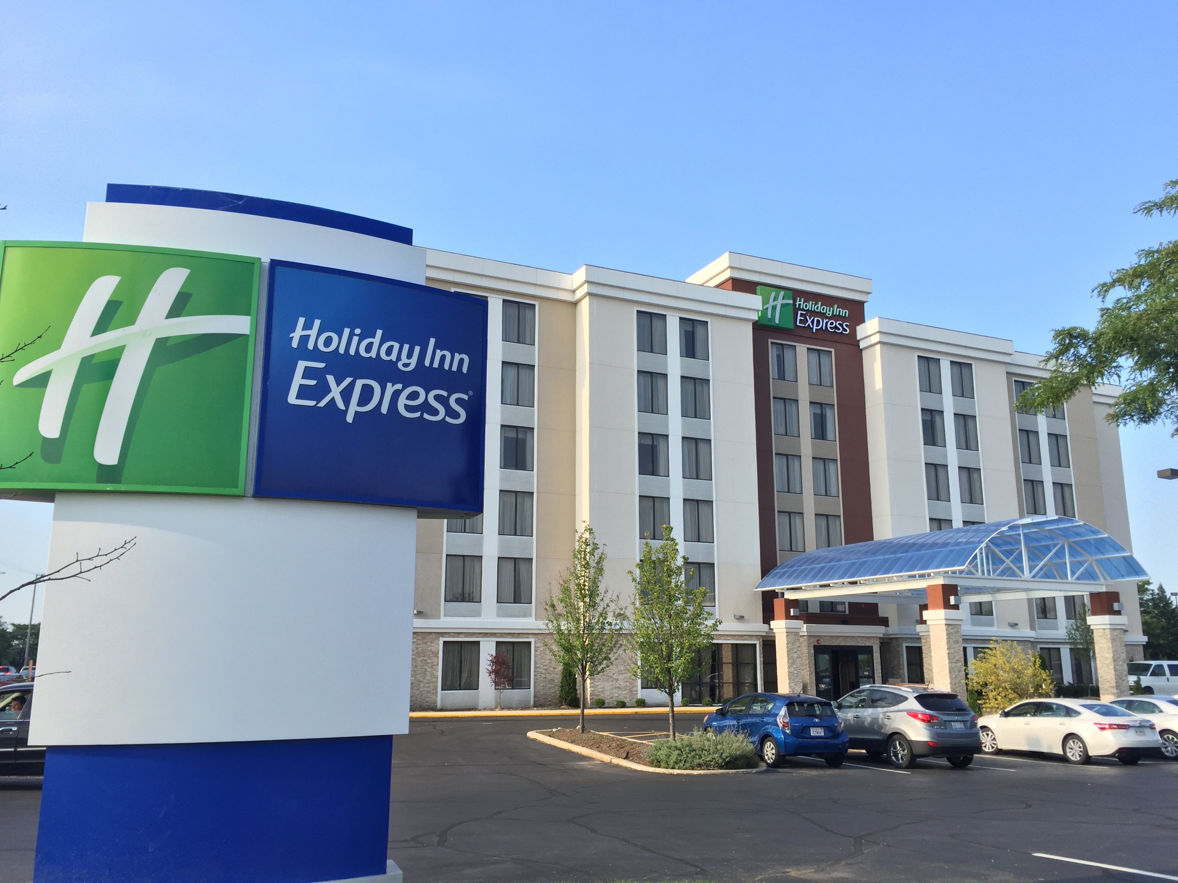 Holiday Inn Express Chicago NW Arlington Heights an IHG Hotel