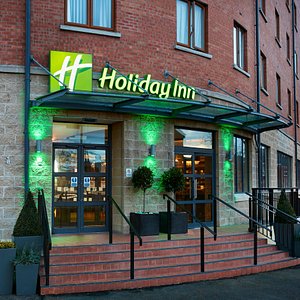 A warm arrival awaits you at Holiday Inn Belfast City Centre
