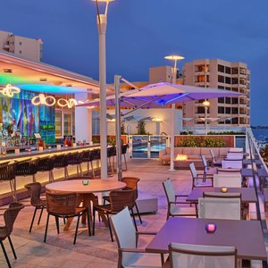 Perspective Rooftop Pool Bar