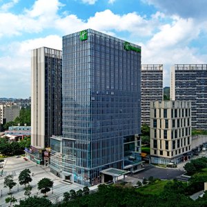 Holiday Inn Guangzhou South Lake, an IHG hotel in Guangzhou