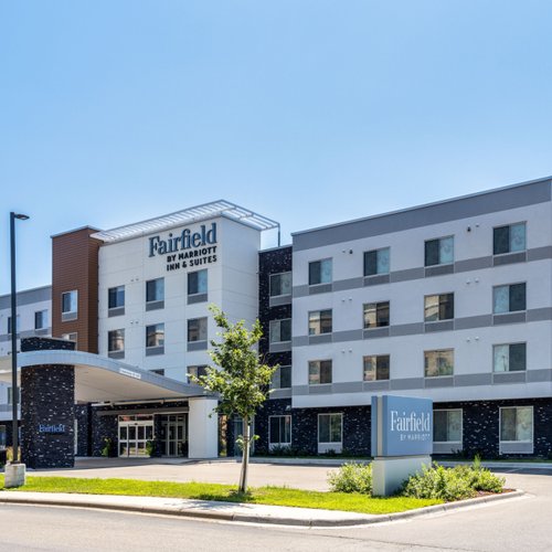 THE 10 BEST Robbinsdale Hotel Deals (Aug 2023) - Tripadvisor