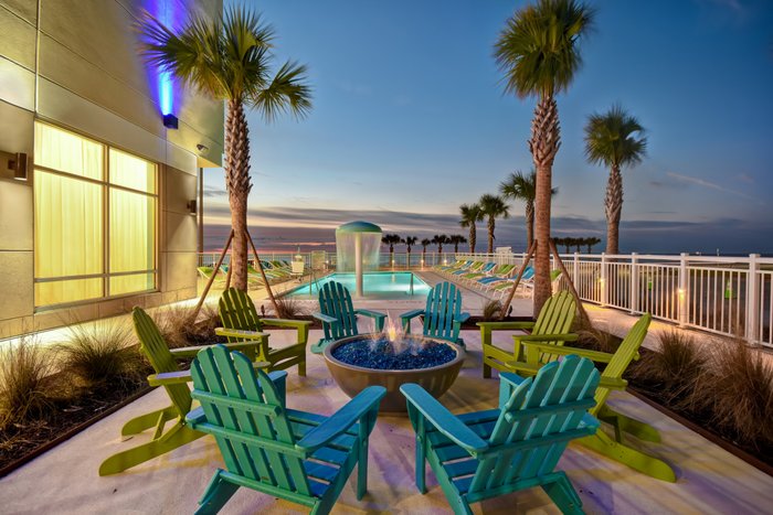 HOLIDAY INN EXPRESS & SUITES GALVESTON BEACH, AN IHG HOTEL $118 ...