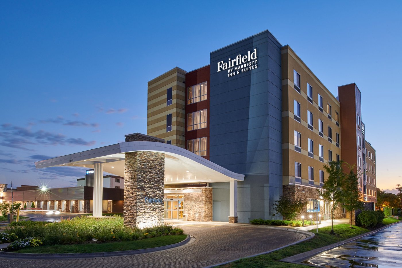 fairfield-inn-suites-by-marriott-chicago-o-hare-des-plaines-hotel