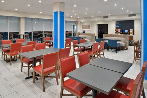 HOLIDAY INN EXPRESS ORLANDO - SOUTH PARK, AN IHG HOTEL - Updated 2023 ...