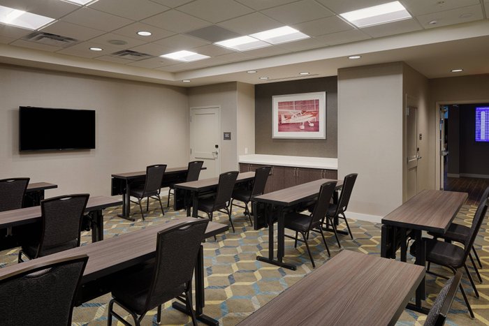 RESIDENCE INN BY MARRIOTT COLUMBUS AIRPORT $139 ($̶2̶3̶4̶) - Updated ...