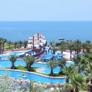 Pool 8