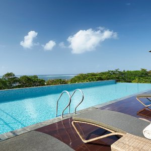 Rooftop Pool with View of the Ocean