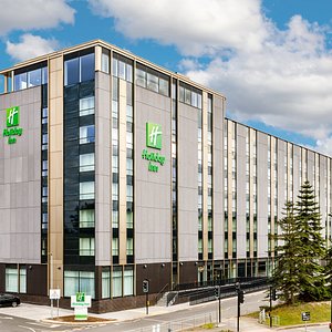 Holiday Inn Manchester Airport Hotel Exterior