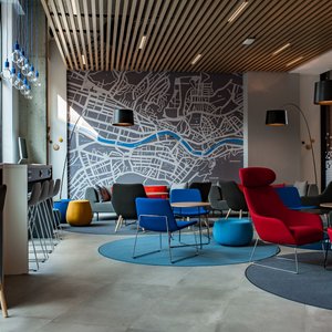 Bar and Lounge