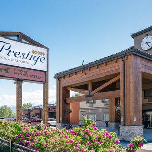 Prestige Inn Golden Entrance