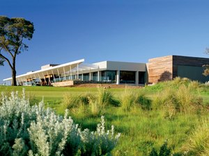 Peppers Moonah Links Resort in Fingal