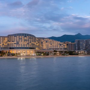 Hotel-Exteriors-Night-View