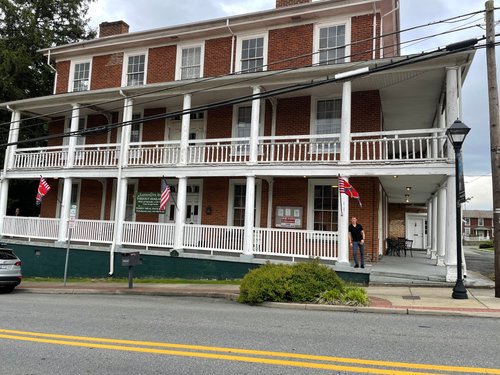 LAFAYETTE INN AND RESTAURANT - Updated 2023 (Stanardsville, VA)