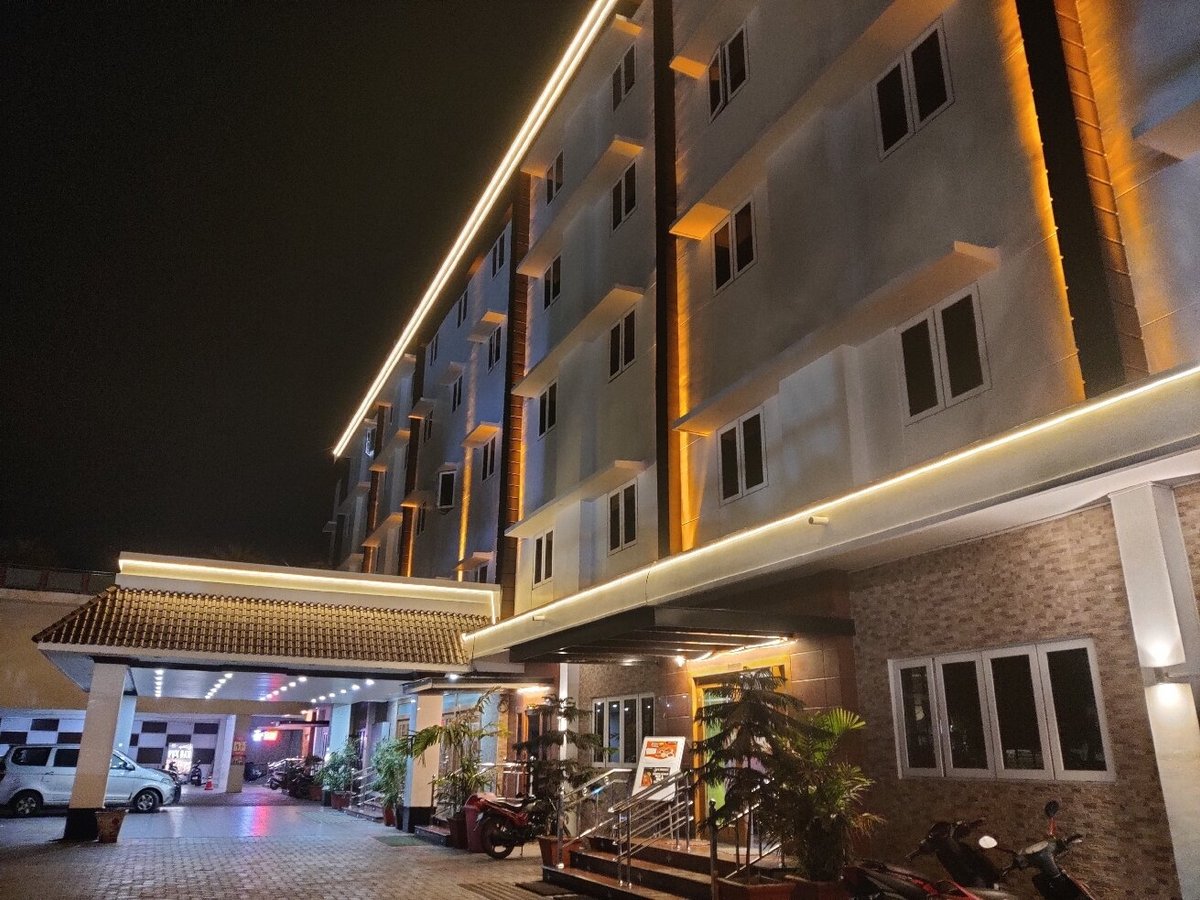 Hotel Pvk Grand (dindigul) - Hotel Reviews, Photos, Rate Comparison 