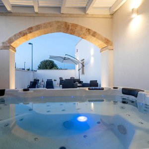 Aurosa Bed and Breakfast 