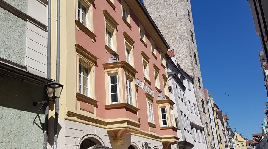 The hotel includes a bar/coffee shop with seats outside. Good coffee and friendly service