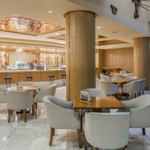 BOSTONCAFETERIA