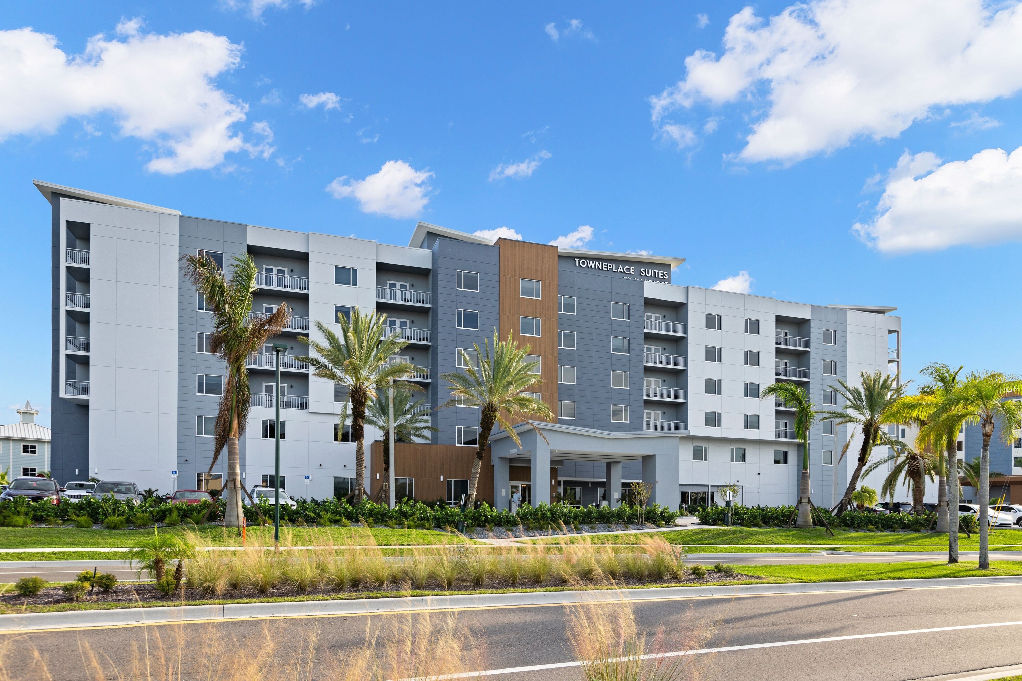 TOWNEPLACE SUITES CAPE CANAVERAL COCOA BEACH Updated 2023 Prices   Hotel Exterior 