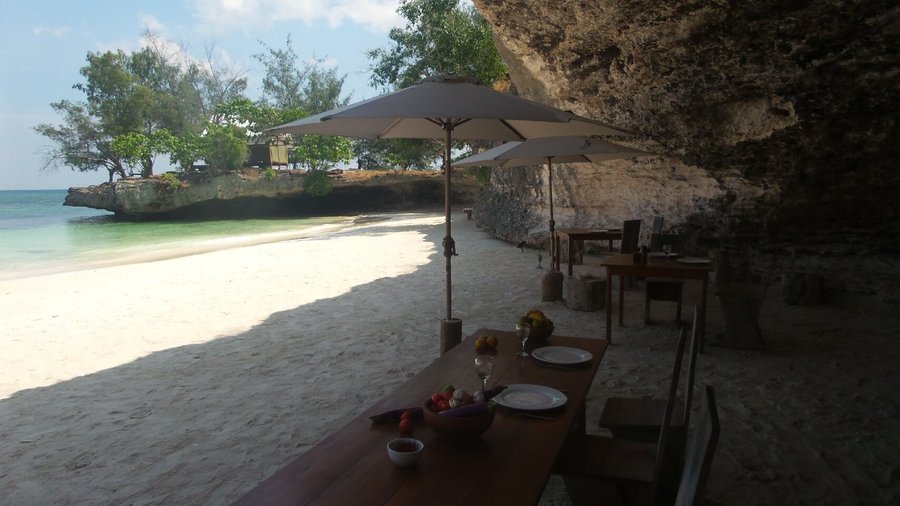 Restaurant open in june, july and august