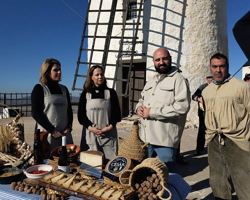 Consuegra e os moinhos de Dom Quixote - Viagens e Caminhos