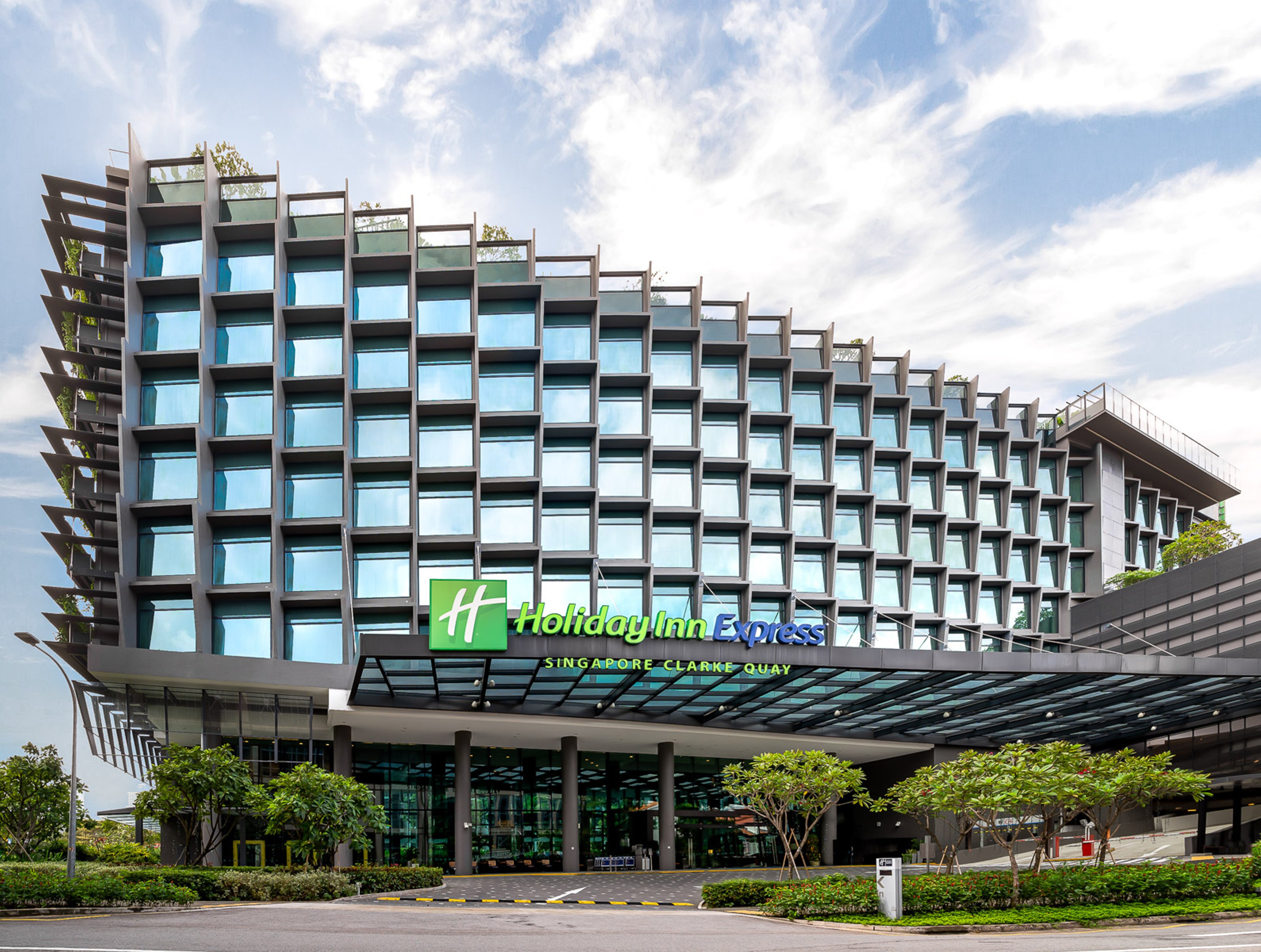 HOLIDAY INN EXPRESS SINGAPORE CLARKE QUAY 189 2 0 3