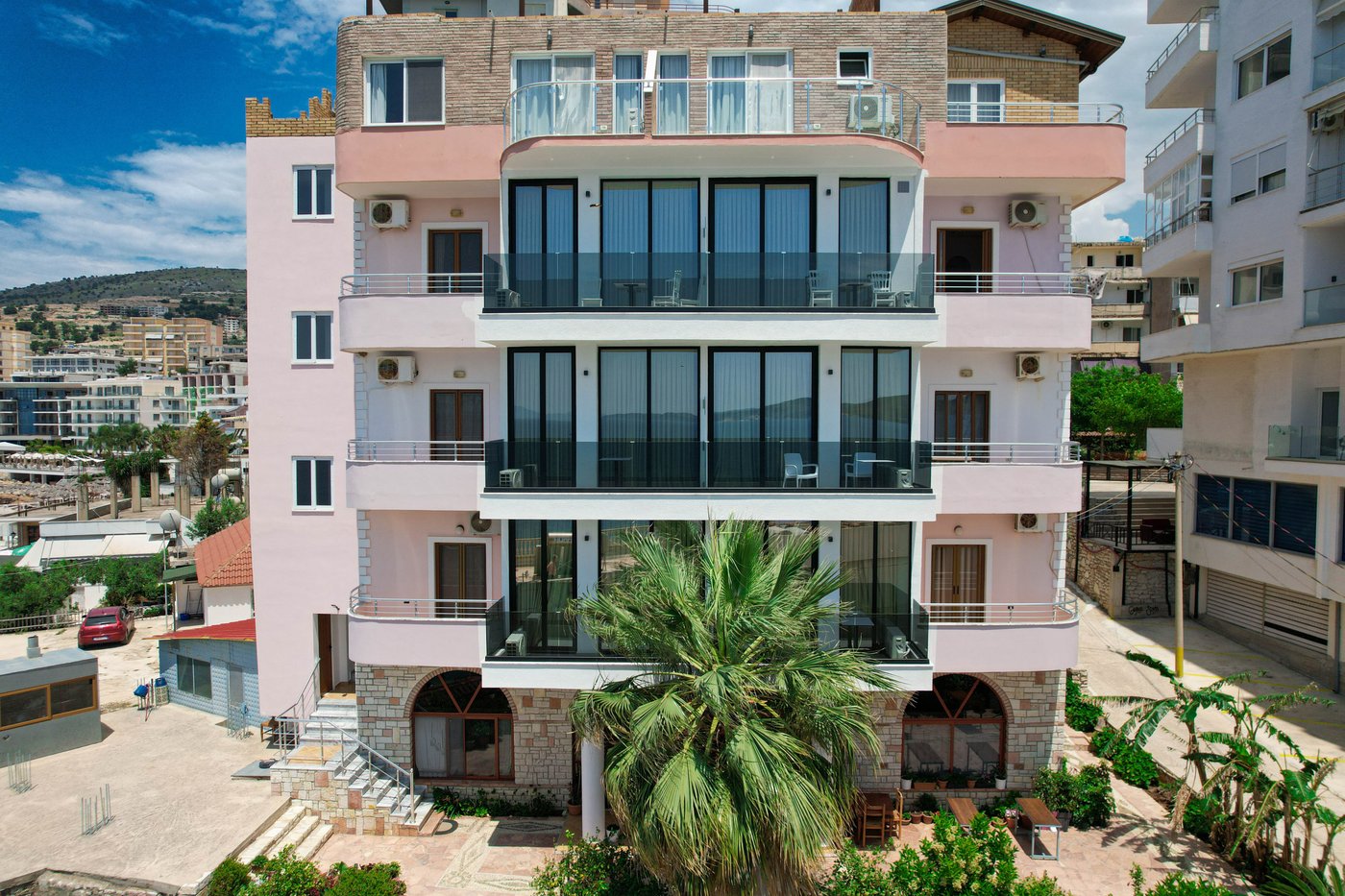 hotel piccolino saranda