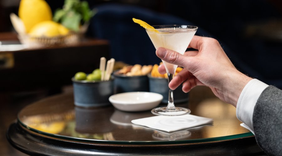 DUKES Martini
