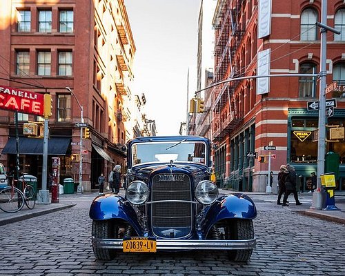 In (Vintage) Cars! - Manhattan Art and Antiques Center