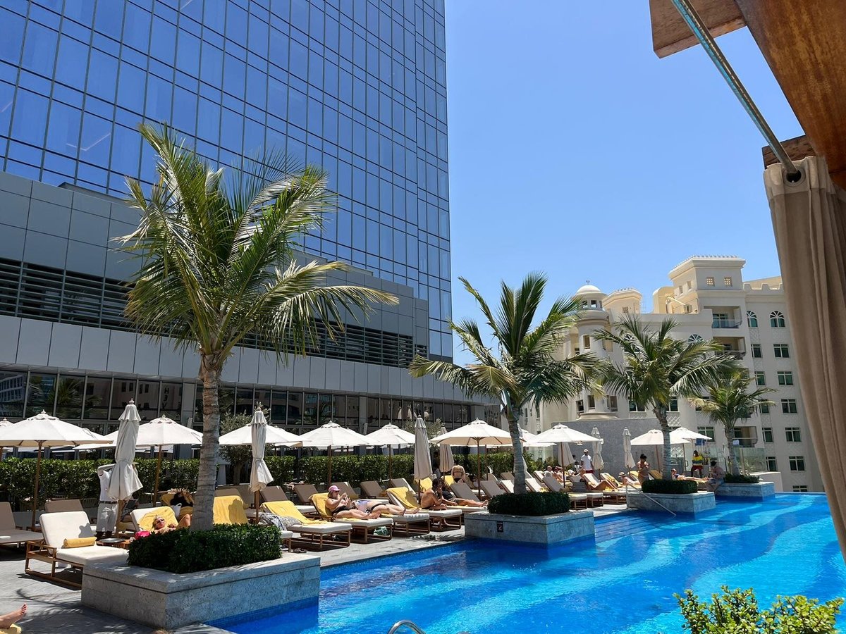 The St. Regis Dubai, The Palm Pool Pictures & Reviews - Tripadvisor