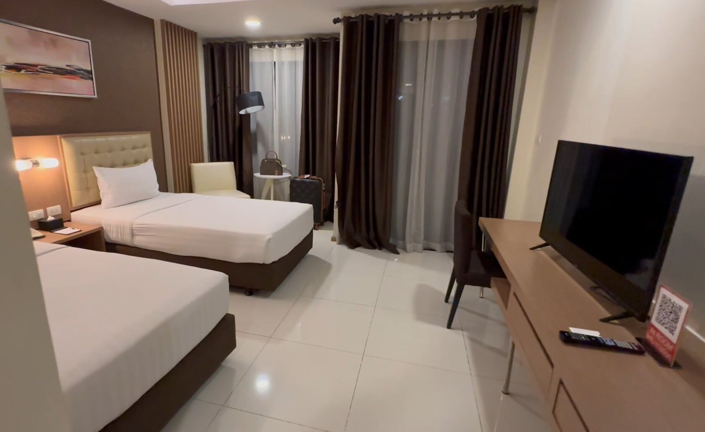Picnic Hotel Bangkok Rooms: Pictures & Reviews - Tripadvisor