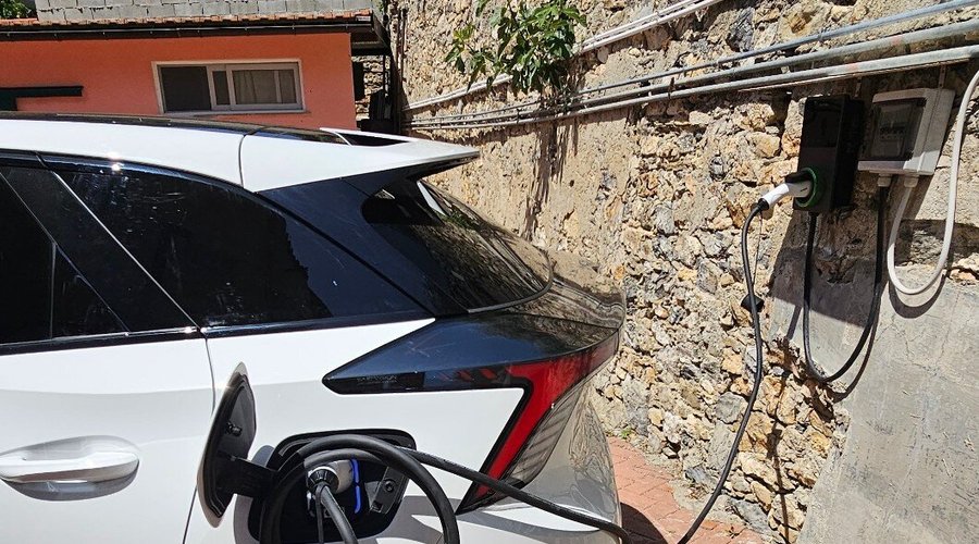 la nostra postazione per ricaricare il tuo veicolo elettrico