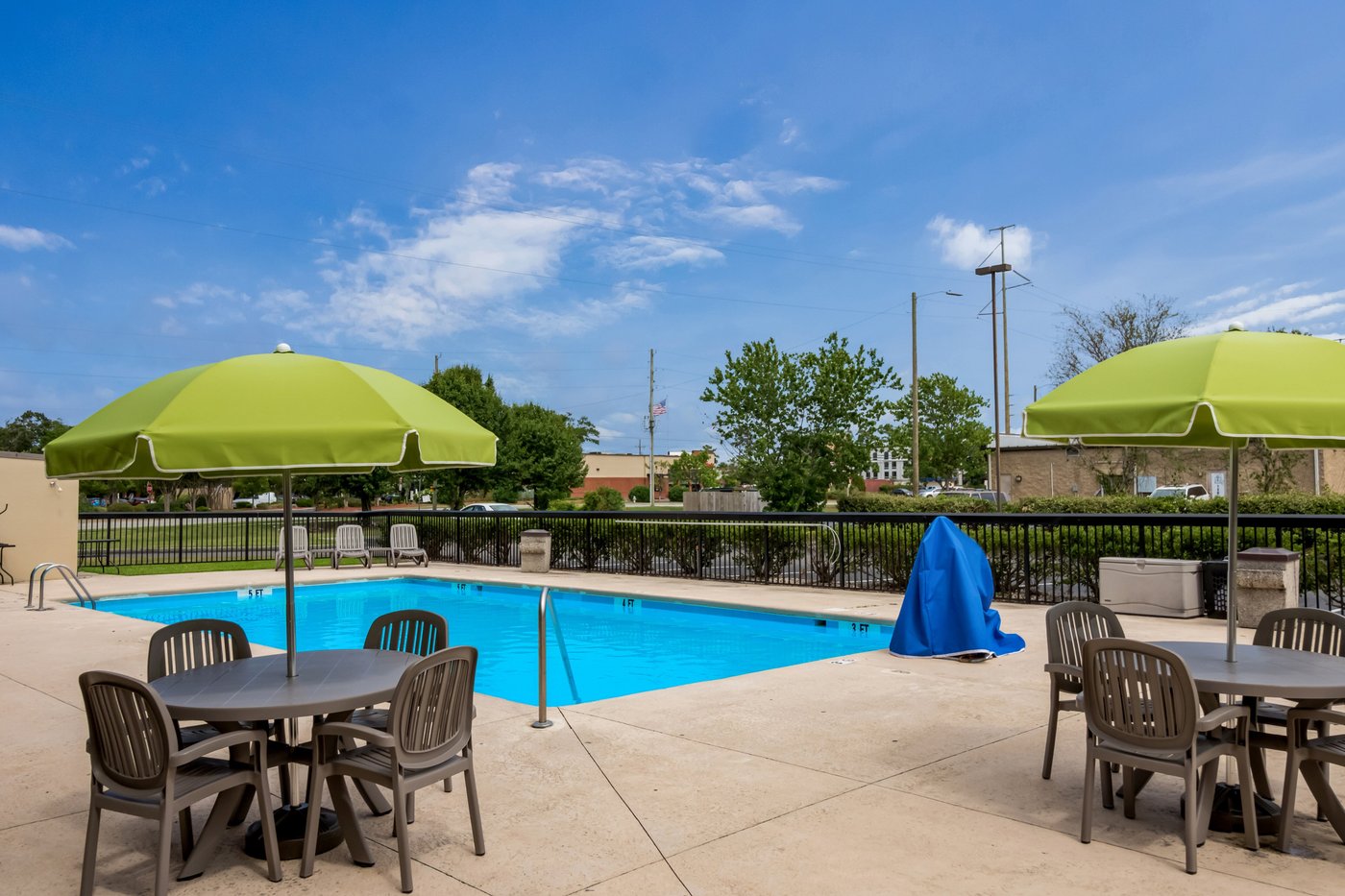 RED ROOF INN WILMINGTON, NC $110 ($̶1̶1̶7̶) - Prices & Hotel Reviews