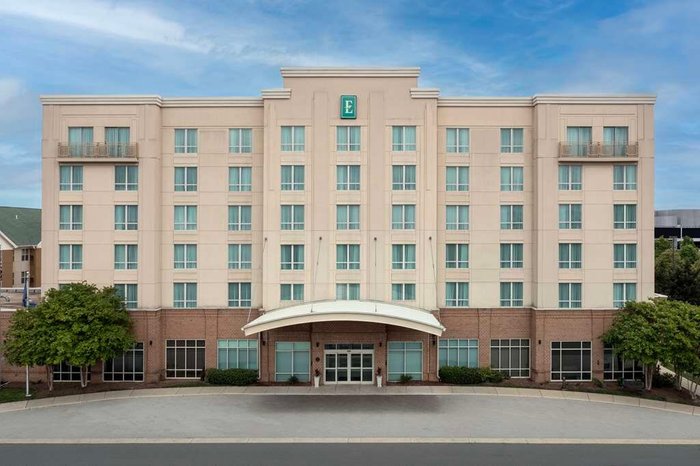 EMBASSY SUITES BY HILTON DULLES NORTH LOUDOUN $144 ($̶1̶8̶2̶) - Updated ...